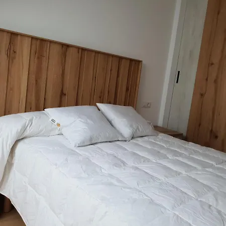 Vila, 132 Apartment
